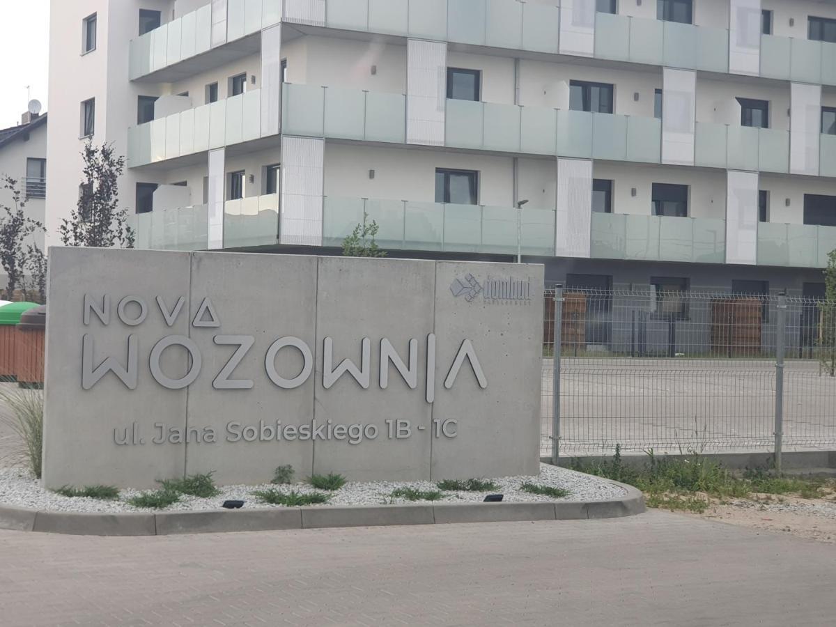 Apartament Number One Nova Wozownia 莱什诺 外观 照片